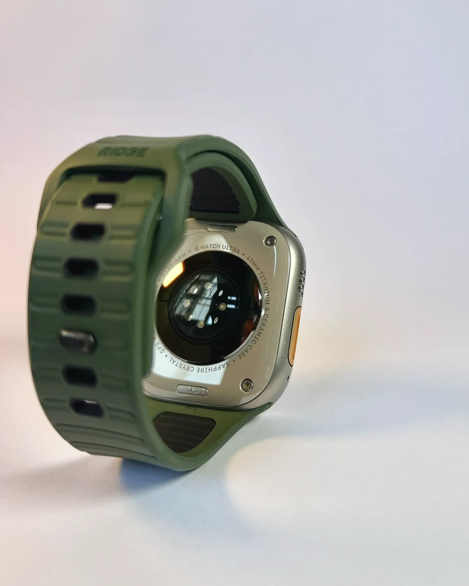 Apple Watch Ultra 49MM Natural Titanium 3